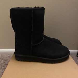 Uggs Classic Short II. Brand new. Never worn. Women’s size 9. Black